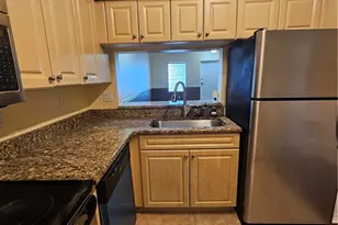 8423 Bernwood Cove Loop, Fort Myers, FL 33966 - Photo 5