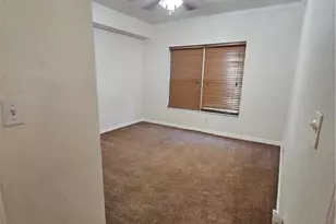 8423 Bernwood Cove Loop, Fort Myers, FL 33966 - Photo 17