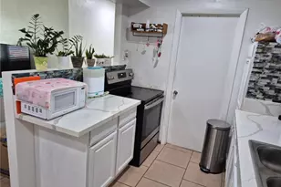 1140 Navajo Ave, Lehigh Acres, FL 33936 - Photo 9