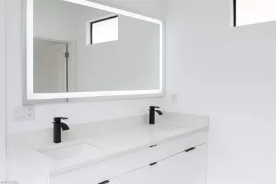 3813 25th St SW, Lehigh Acres, FL 33976 - Photo 23