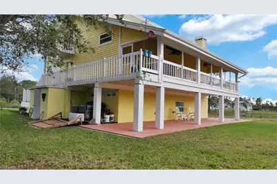 11751 Shawnee Rd, Fort Myers, FL 33913 - Photo 5