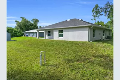 1006 Asther St E, Lehigh Acres, FL 33974 - Photo 5