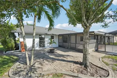 2128 NE 9th Pl, Cape Coral, FL 33909 - Photo 31