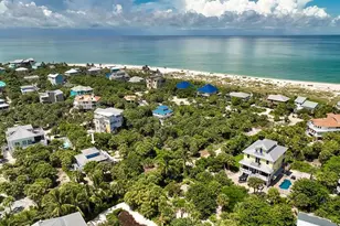 4561 Smugglers Dr, Upper Captiva, FL 33924 - Photo 9