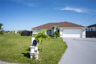 4623 Jacaranda Pkwy W, Cape Coral, FL 33993 - Photo 1