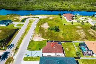 4623 Jacaranda Pkwy W, Cape Coral, FL 33993 - Photo 25