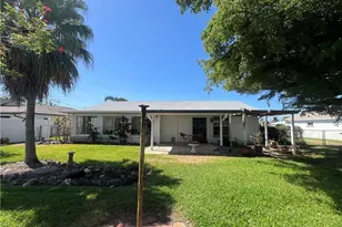 911 SE 18th Terrace, Cape Coral, FL 33990 - Photo 27
