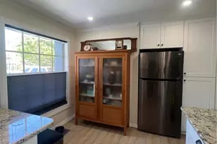 911 SE 18th Terrace, Cape Coral, FL 33990 - Photo 19