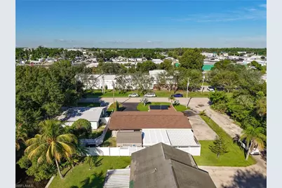 1320 Lavin Ln, North Fort Myers, FL 33917 - Photo 43