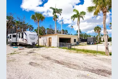 1450-1460 Court Pl, Sanibel, FL 33957 - Photo 27