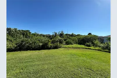 8601 Belle Meade Dr, Fort Myers, FL 33908 - Photo 3