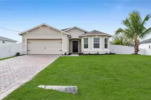 322 NE 20th Terrace, Cape Coral, FL 33909 - Photo 1