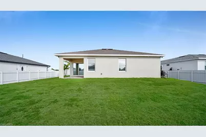 322 NE 20th Ter, Cape Coral, FL 33909 - Photo 13