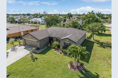 2102 Bolado Pkwy, Cape Coral, FL 33990 - Photo 25