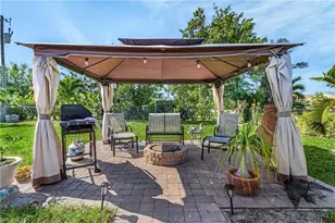 2102 Bolado Pkwy, Cape Coral, FL 33990 - Photo 21