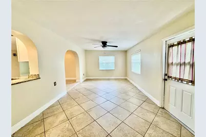 8505 Jenny Cae Ln, North Fort Myers, FL 33903 - Photo 9