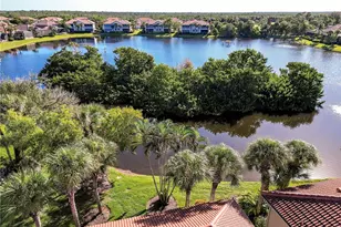 8920 Crown Colony Blvd, Fort Myers, FL 33908 - Photo 3