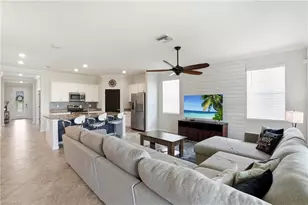 2110 Clementine St, Naples, FL 34120 - Photo 9