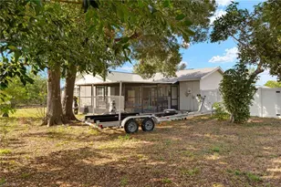 935 Hearty St, North Fort Myers, FL 33903 - Photo 27
