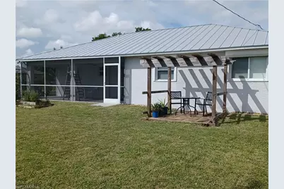 237 NW 6th Pl, Cape Coral, FL 33993 - Photo 5