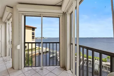 4019 SE 20th Pl #303, Cape Coral, FL 33904 - Photo 13