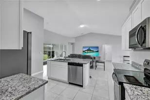 216 NW 9th Terrace, Cape Coral, FL 33993 - Photo 11
