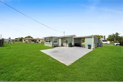 102 Oleander Rd, Lehigh Acres, FL 33936 - Photo 19