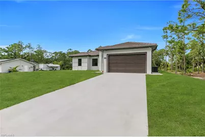 1689 Palmetto Ave, Lehigh Acres, FL 33972 - Photo 3