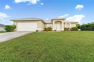 517 SE 16th Pl, Cape Coral, FL 33990 - Photo 1