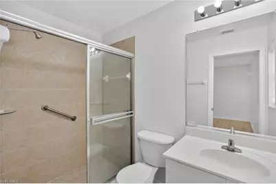 517 SE 16th Pl, Cape Coral, FL 33990 - Photo 15