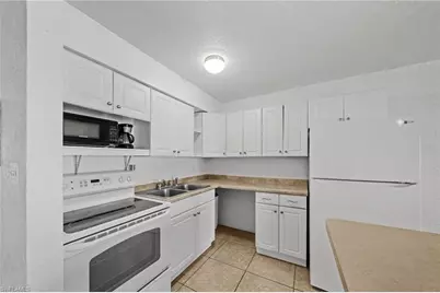 830 Wiggins Pass Rd #14, Naples, FL 34110 - Photo 7