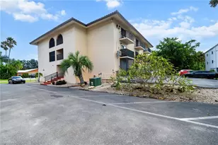 830 Wiggins Pass Rd, Naples, FL 34110 - Photo 17