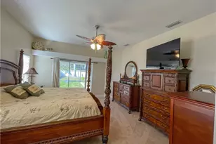 4436 SE 11th Pl, Cape Coral, FL 33904 - Photo 17