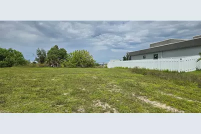1214 NW 20th Ave, Cape Coral, FL 33993 - Photo 3