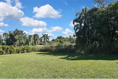 1922 Flamingo Dr, North Fort Myers, FL 33917 - Photo 35