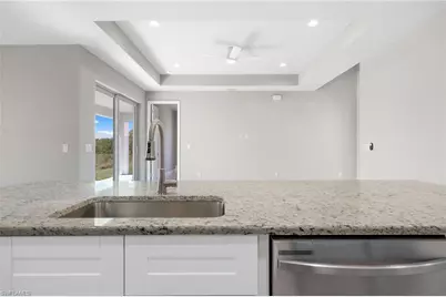 5028 N Peachtree Cir, Labelle, FL 33935 - Photo 13