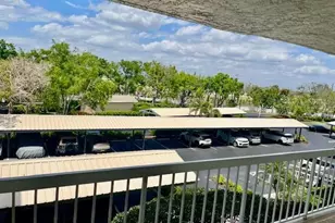 340 Horse Creek Dr, Naples, FL 34110 - Photo 7