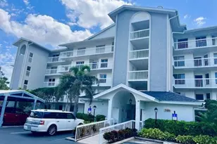 340 Horse Creek Dr, Naples, FL 34110 - Photo 1