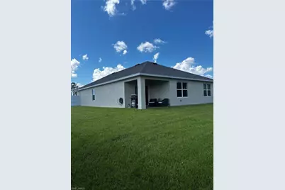 3833 NE 17th Ave, Cape Coral, FL 33909 - Photo 5