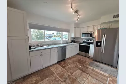 190 Brooks Rd, North Fort Myers, FL 33917 - Photo 3