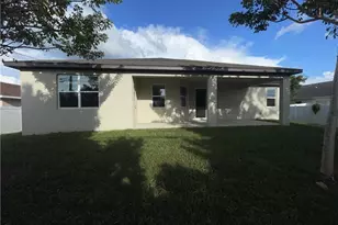 3716 SW Santa Barbara Pl, Cape Coral, FL 33914 - Photo 3