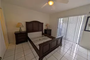 707 SW 3rd Ct, Cape Coral, FL 33991 - Photo 7