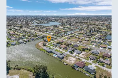 707 SW 3rd Ct #103, Cape Coral, FL 33991 - Photo 23