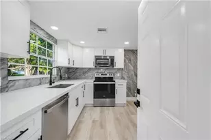 14513 Riverside Dr, Fort Myers, FL 33905 - Photo 5