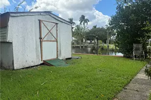 249 Alameda Ave, Fort Myers, FL 33905 - Photo 19