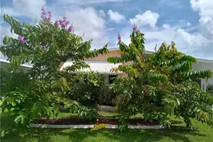 2776 Breezewood Dr, North Fort Myers, FL 33917 - Photo 3