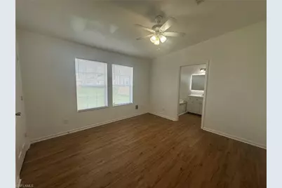 121 NE 11th Pl, Cape Coral, FL 33909 - Photo 21