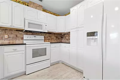 3319 Clubview Dr, North Fort Myers, FL 33917 - Photo 9