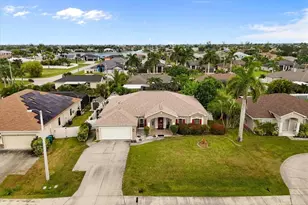 2607 Chiquita Blvd S, Cape Coral, FL 33914 - Photo 3