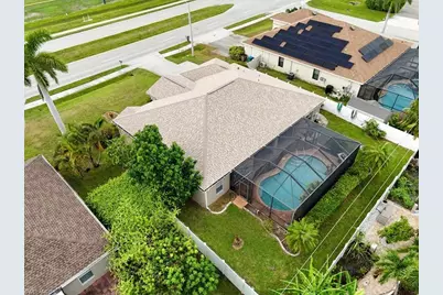 2607 Chiquita Blvd S, Cape Coral, FL 33914 - Photo 5